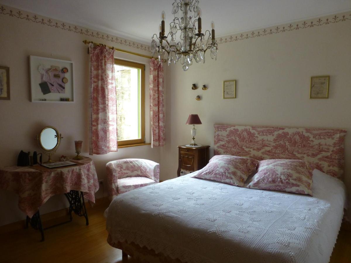 Les Chambres De La Ville Haute Dun-sur-Meuse 외부 사진